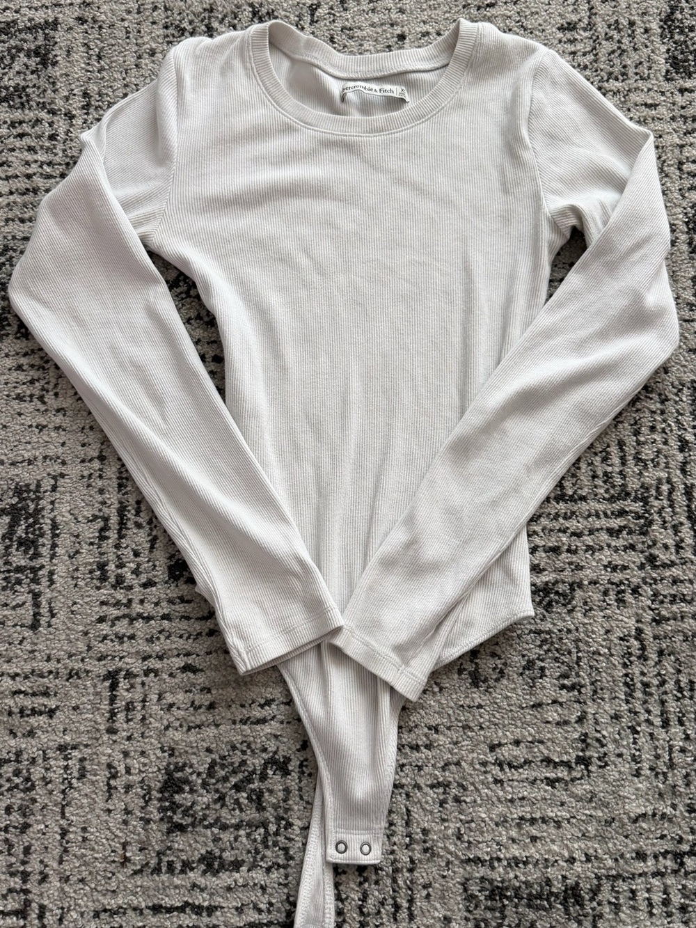 Abercrombie & Fitch Ivory Ribbed Long-Sleeve Bodysuit